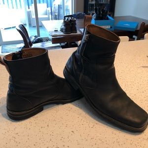Mens Fluevog ankle boots size 12